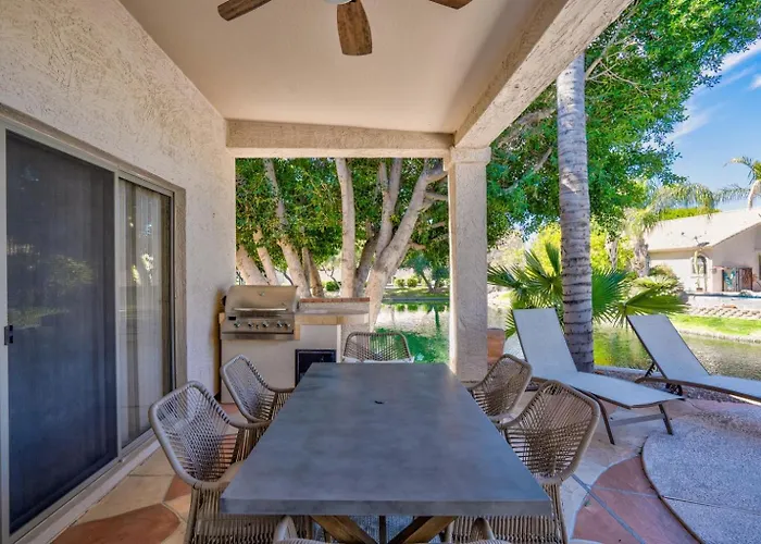 Gorgeous Lakefront Paradise W Pool & Views Chandler
